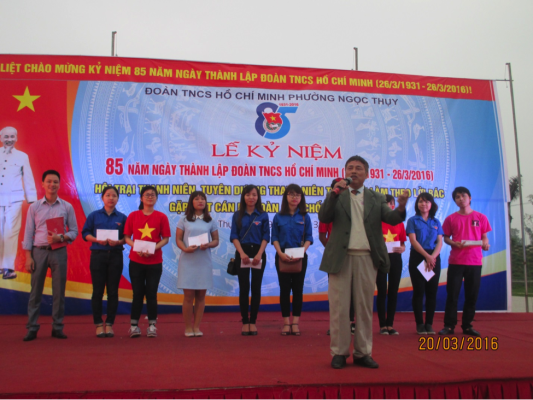 Tiến sĩ Nguyễn Ngọc Chu phát biểu trước hội trường